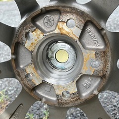 215/60r16 ブリジストン スタッドレス    の画像