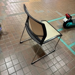 会議椅子、事務室用椅子、本日中お願いします。の画像