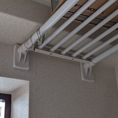 突っ張り棚（システムバス用）の画像