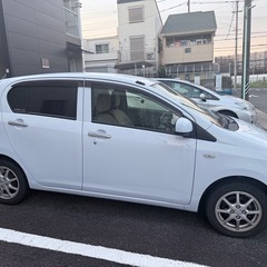 ダイハツミライーツの画像