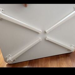 折り畳み机2つセットの画像