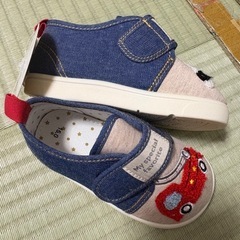 キッズシューズの画像