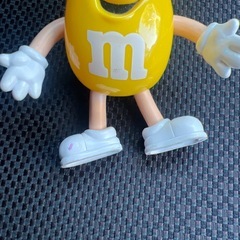 M&M's イエローフィギュアの画像