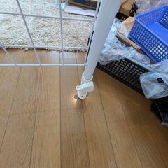 突っ張り間仕切りの画像