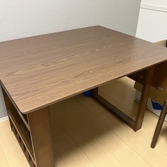 ダイニングテーブルセットの画像