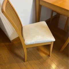 ダイニングテーブルチェアセットの画像