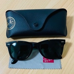 【超美品】Ray-Ban WAYFARER アジアンフィットモデル　専用ケース付の画像