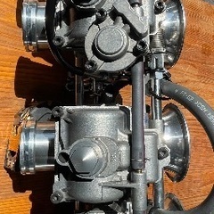CB750F RC04 FCR35パイキャブレターの画像