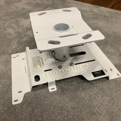 新品　プロジェクター EPSON エプソン 4K EH-TW7100 ELPMB22 天井ブラケット　スクリーン　ホームシアターの画像