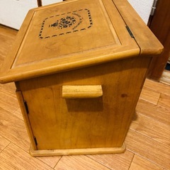 【10/5まで 】ボックス化粧小物入れの画像