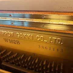 ヤマハ　Ｗ102 ウォルナット色中古ピアノの画像
