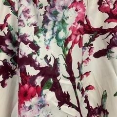 ANNALUNAの豪華なスカートの画像