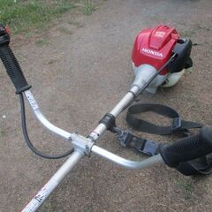 2..HONDA　 UMK425 GX25エンジン　4STROKE 中古作動機　草刈機 草刈り機 刈払機 プロ仕様の画像