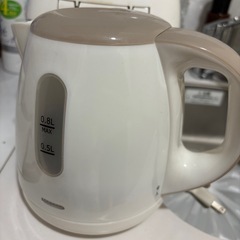 電気ポットの画像