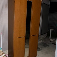 ハンガー掛けタンス
の画像