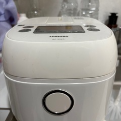 炊飯器の画像