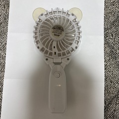 クマの顔ハンディファン ホワイトの画像