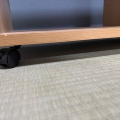 テレビ台　テレビボード　木製　
キャスター付きの画像