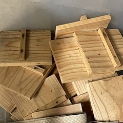 野鳥　鳥小屋　写真の全部　の画像