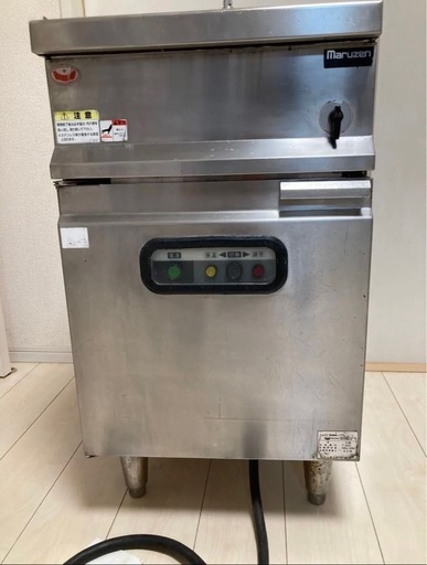 電気式ゆで麺機　MREK046特　6口　2014年製