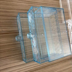 メイクボックス　収納ボックスの画像