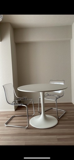 テーブル＆チェア2脚セット