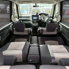 8人乗り☆ガソリン代 節約☆S-HYBRID入りました‼️24年式☆月々1.2万円〜分割払い可❗️車検2年付き！大人気☆ニッサン セレナ☆Bluetooth対応ナビ☆走行中DVD見れます☆ETC☆バックカメラ☆ドラレコ付きのフル装備☆両側電動スライドドア☆ウィンカーミラー☆フル装備☆事故修復歴無し☆社外アルミ☆車内広々三列シート‼️の画像
