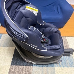 ⭐︎決まりました　
コンビ　チャイルドシート　回転式　ISOFIX対応の画像