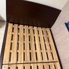 ベッドフレームの画像