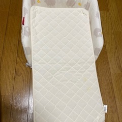 添い寝からお座りまでをサポート【ファルスカ ベッドインベッド Flex シープ&ホルン】新生児 ベビーベッドの画像