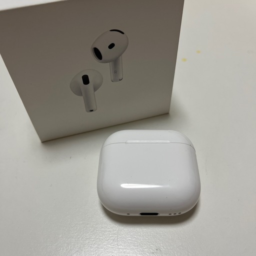 その他 airpods 4