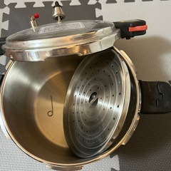 【まとめ値引き】中古パール3層底圧力鍋6L(H-5112)の画像
