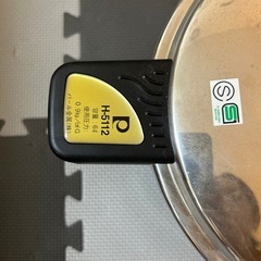 【まとめ値引き】中古パール3層底圧力鍋6L(H-5112)の画像