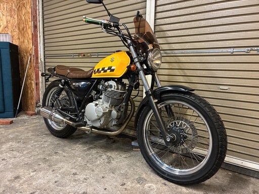 スズキ　グラストラッカービッグボーイ　FI 配送可能　支払いは現金or振り込みも可能