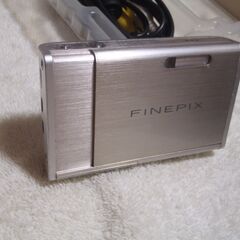 ❤️動作品★２台❤️ニコン L110電池式★富士フィルム Z2今は箱など付属品有の画像