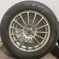 225/60/r17 pcd100スタッドレスタイヤの画像