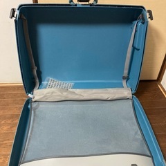 キャリーケース
の画像