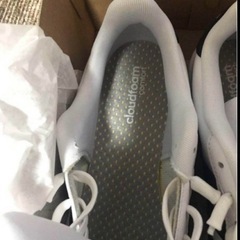 adidas アディダス　スニーカーの画像