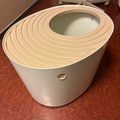 上から猫トイレの画像