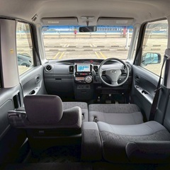 フル装備・走行10万キロ台お買い得車☆月々9千円〜分割可❗️車検2年付き！【名義変更代込み】広い車内！大人気‼️ダイハツ タントカスタム☆HDDナビ付き☆走行中DVD見れます♪ETC付き☆バックカメラ付き☆純正アルミ☆事故修復歴無し☆電動スライドドア☆ドライブレコーダー☆そのまま乗って帰れます！の画像