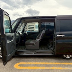 フル装備・走行10万キロ台お買い得車☆月々9千円〜分割可❗️車検2年付き！【名義変更代込み】広い車内！大人気‼️ダイハツ タントカスタム☆HDDナビ付き☆走行中DVD見れます♪ETC付き☆バックカメラ付き☆純正アルミ☆事故修復歴無し☆電動スライドドア☆ドライブレコーダー☆そのまま乗って帰れます！の画像