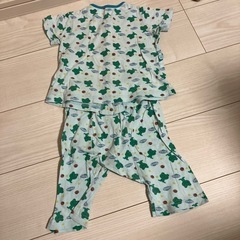 80 パジャマ上下セットの画像