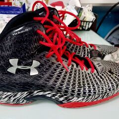 バッシュ under armour［アンダーアーマー］バスケシューズサイズ27定価15000円以上の画像
