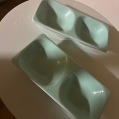 お皿２枚の画像