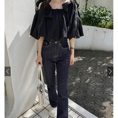 GRLの肩リボンブラウスです☺️の画像