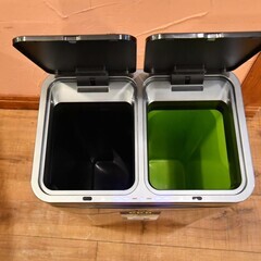 ●お買い得(^^♪●アウトレット特価*'ω'*●EKO　分別　センサーごみ箱　ミラージュデュオ　未使用●相模原　横浜●ダストボックス　ゴミ箱の画像