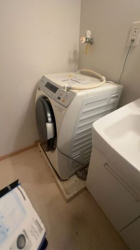 パナソニック　ドラム式洗濯機　NA-VD110L