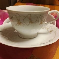ノリタケ　ティーカップ＆ソーサー2客セットの画像