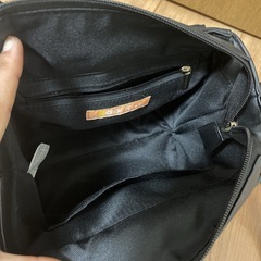 F.i.n.t のプレゼントショルダーバッグです☺️の画像