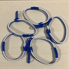 チャックブレスレットの画像